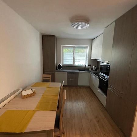 Apartman Daxnerko - Samostatny Dvojpokojovy Byt 브라티슬라바 외부 사진